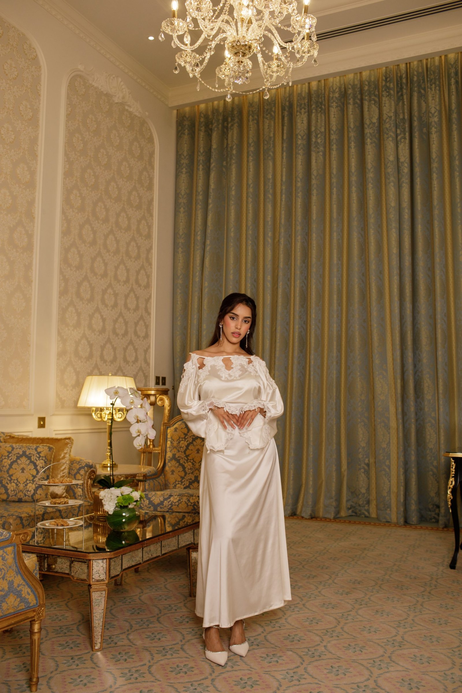 White coquette - Image 5