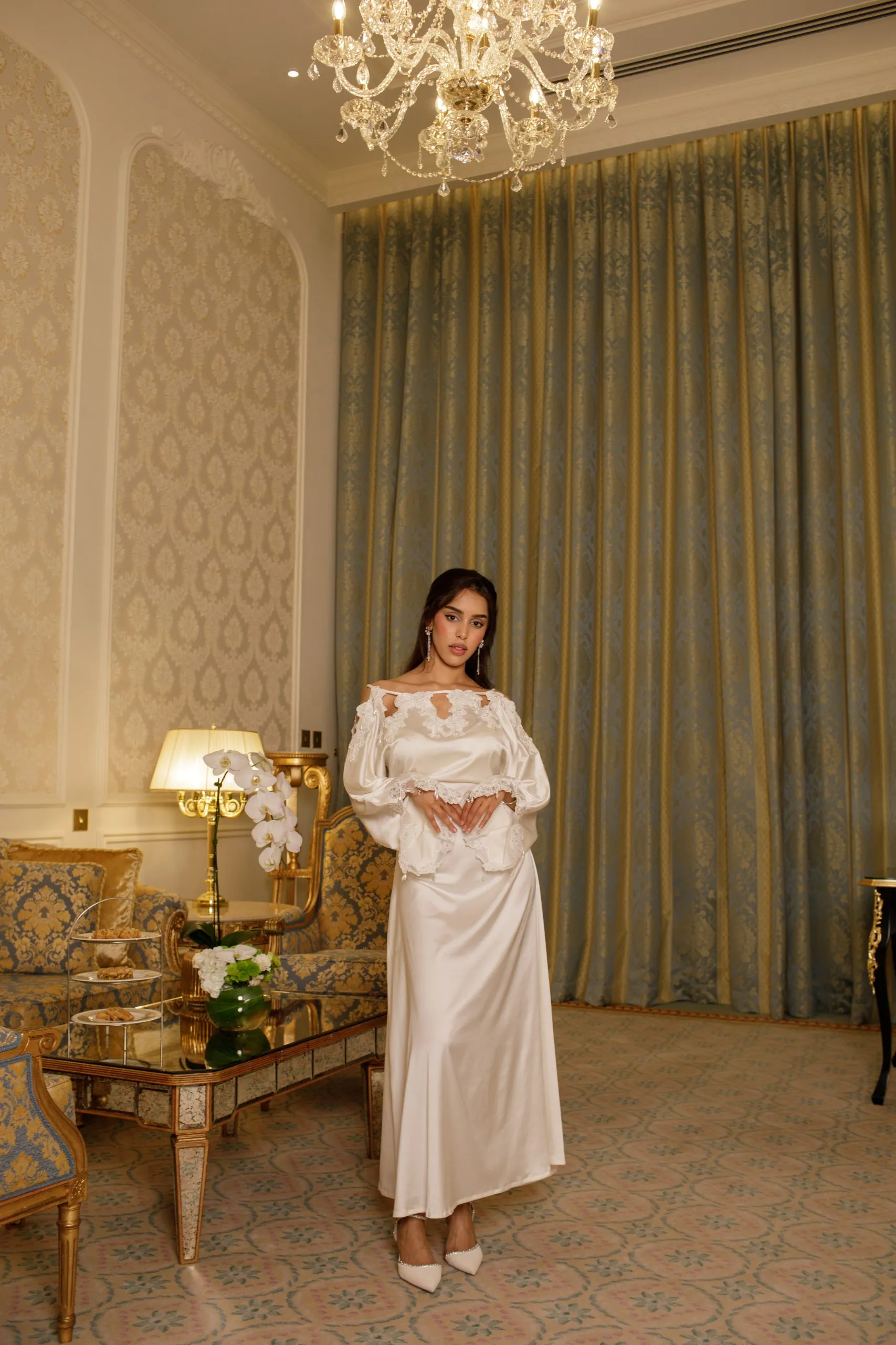 White coquette - Image 5