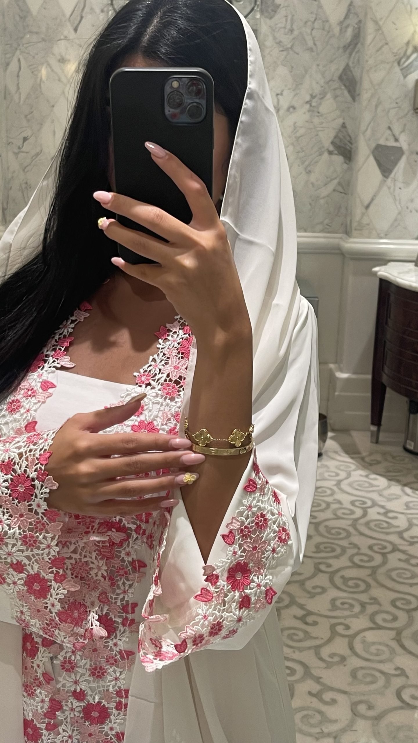 Rosette Abaya - Image 9