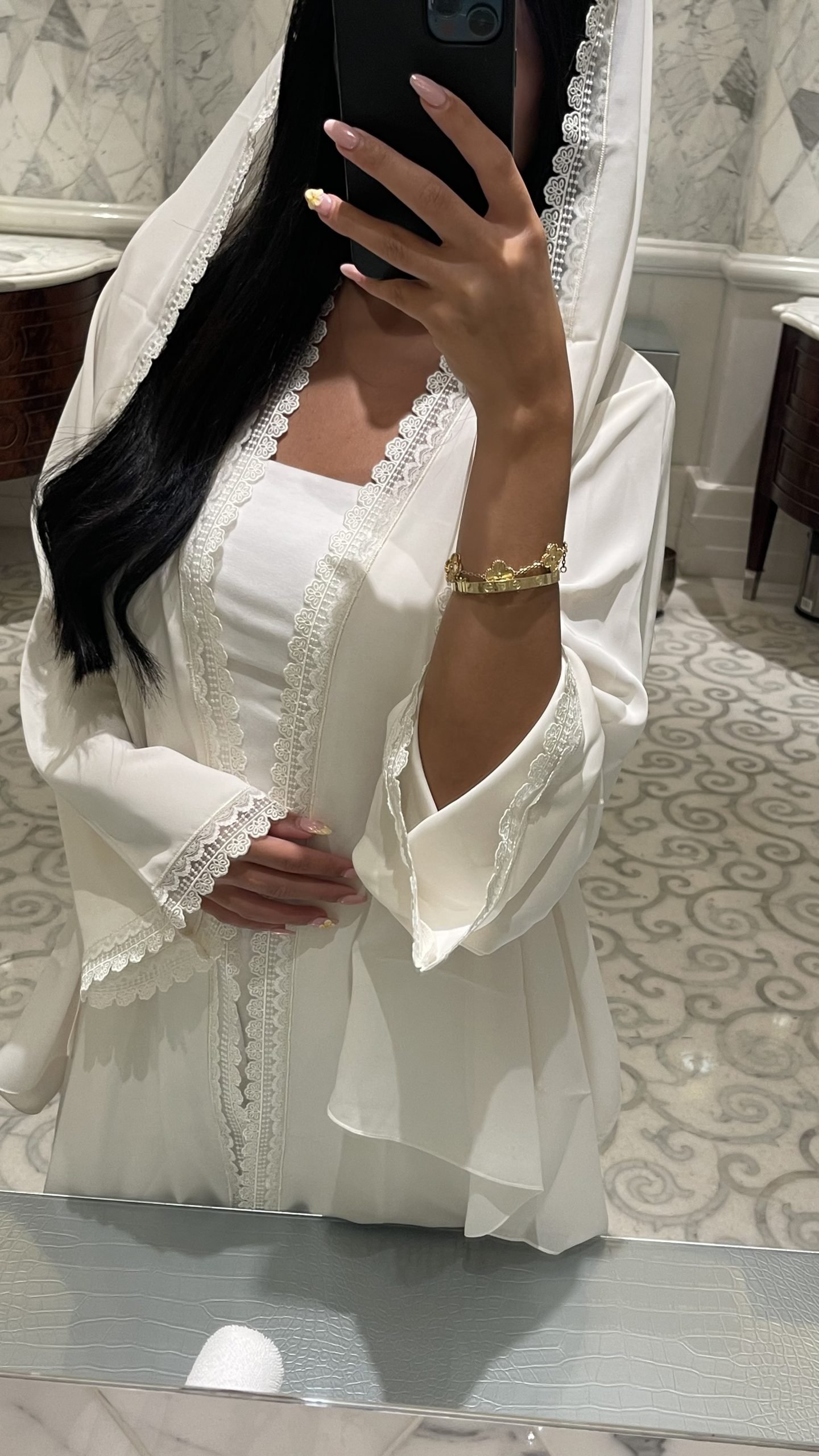 White Noir Abaya - Image 5