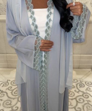 Pastel Shells Abaya