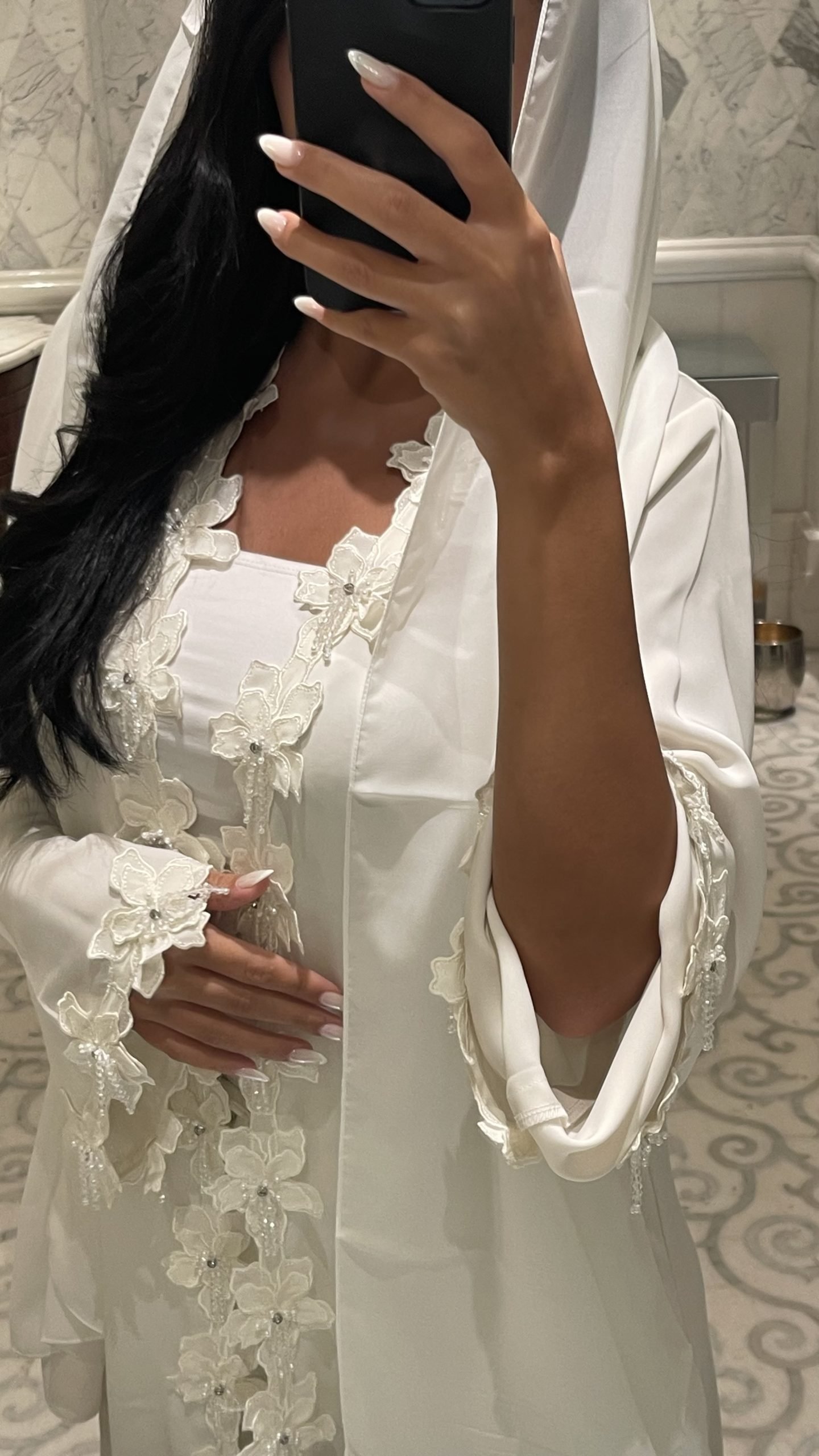 White droplets - Image 6