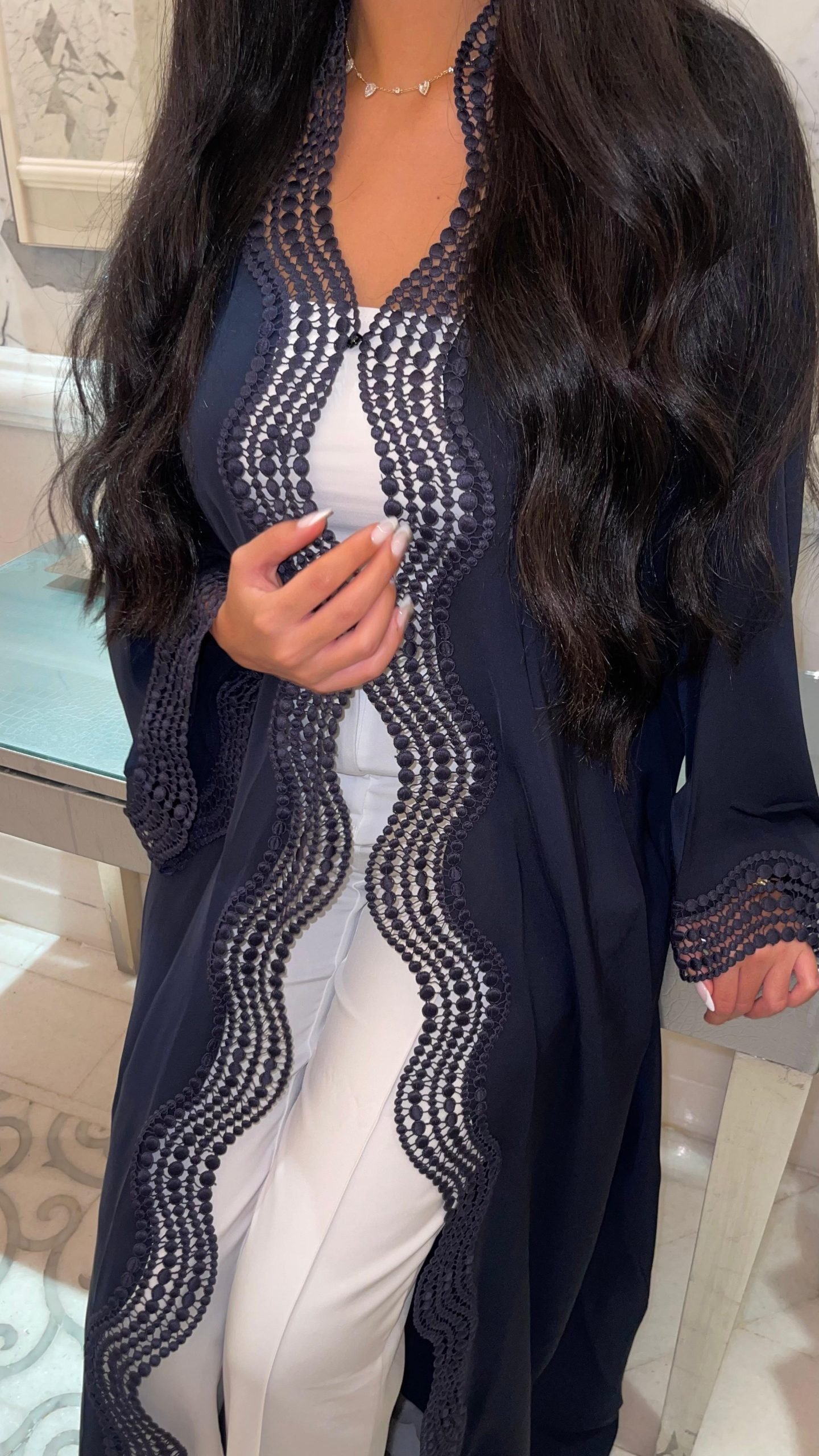 Navy Waves Abaya - Image 4