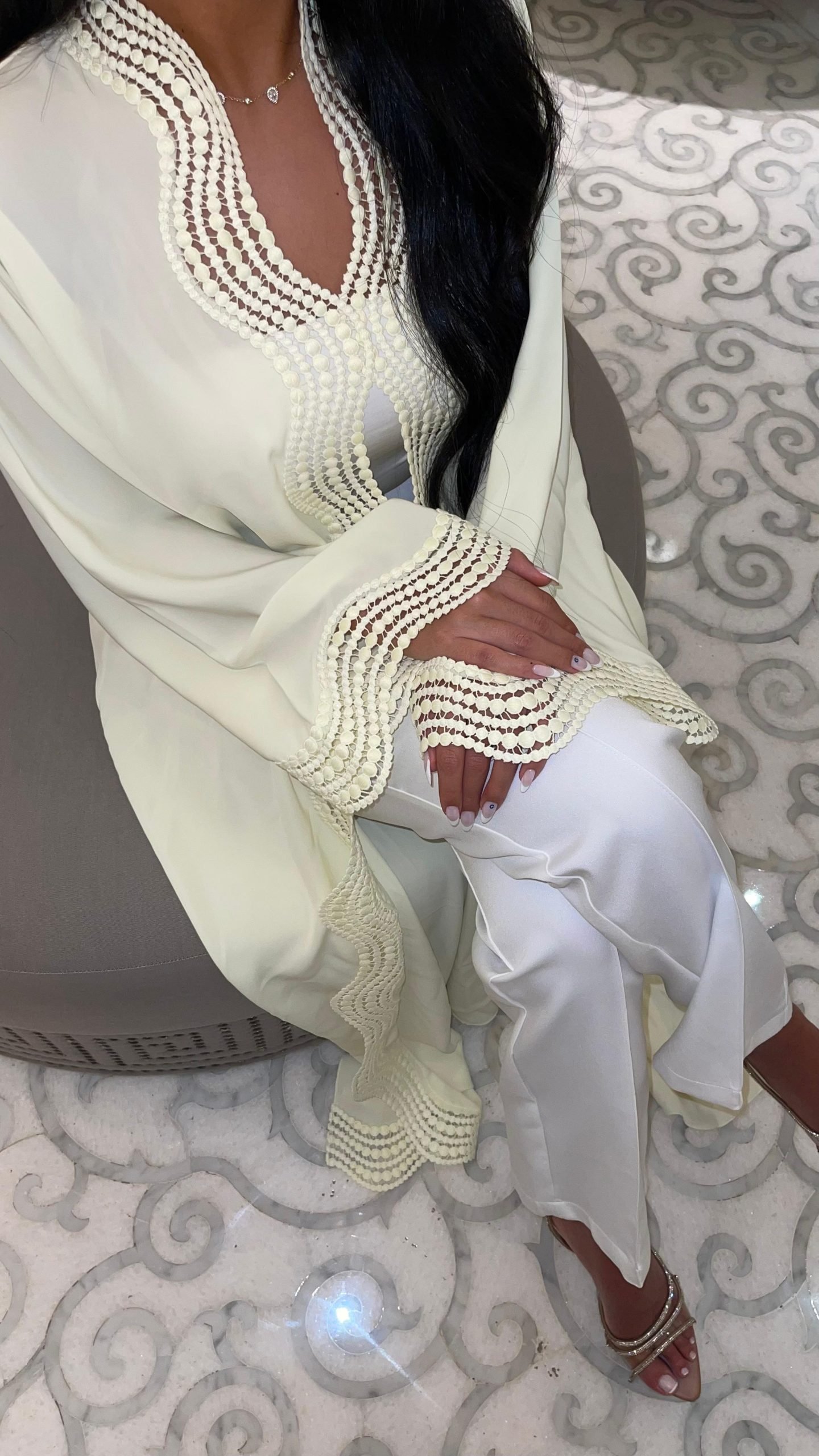 Yellow Creme Waves Abaya - Image 3