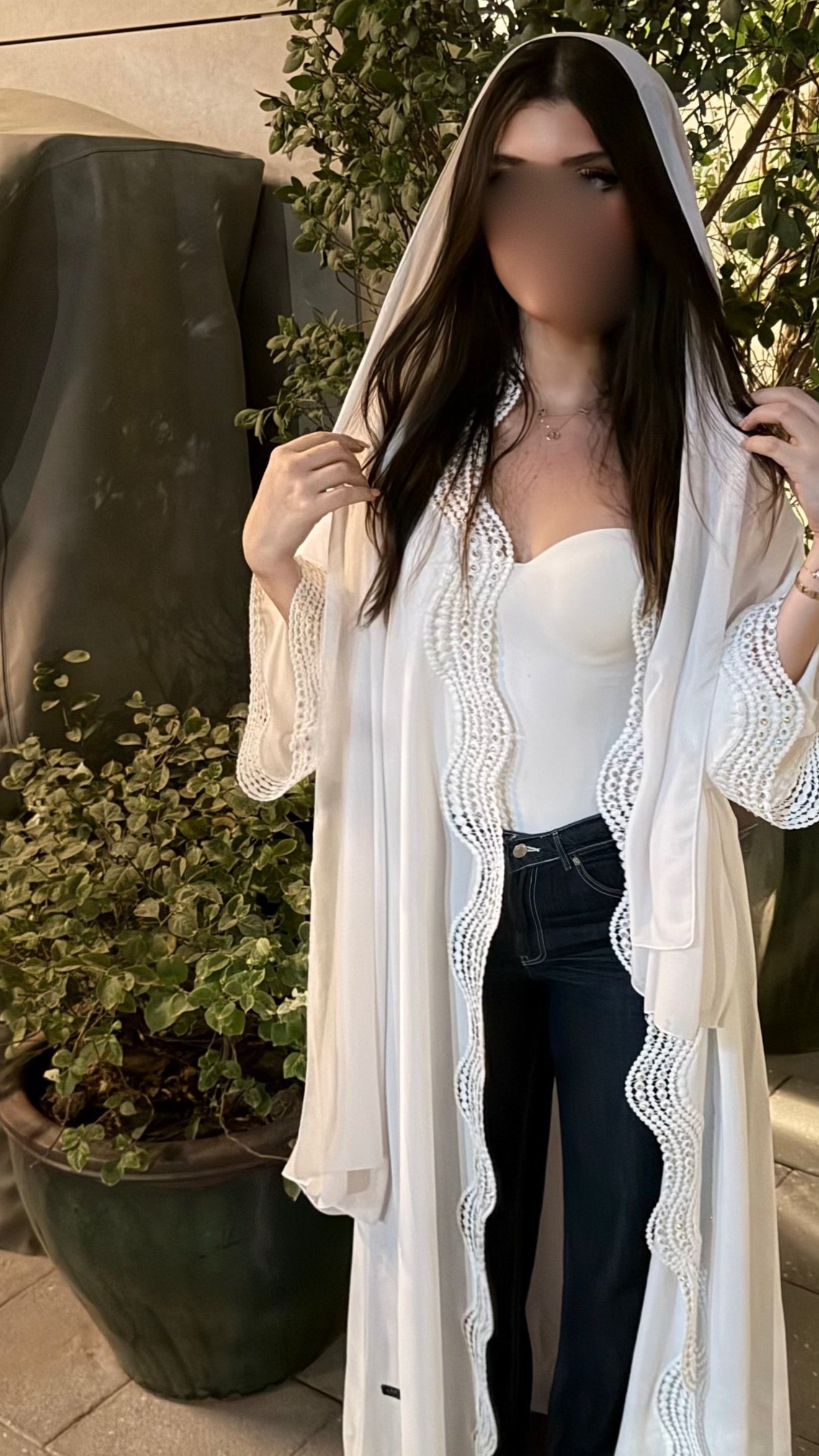 White waves - Image 2