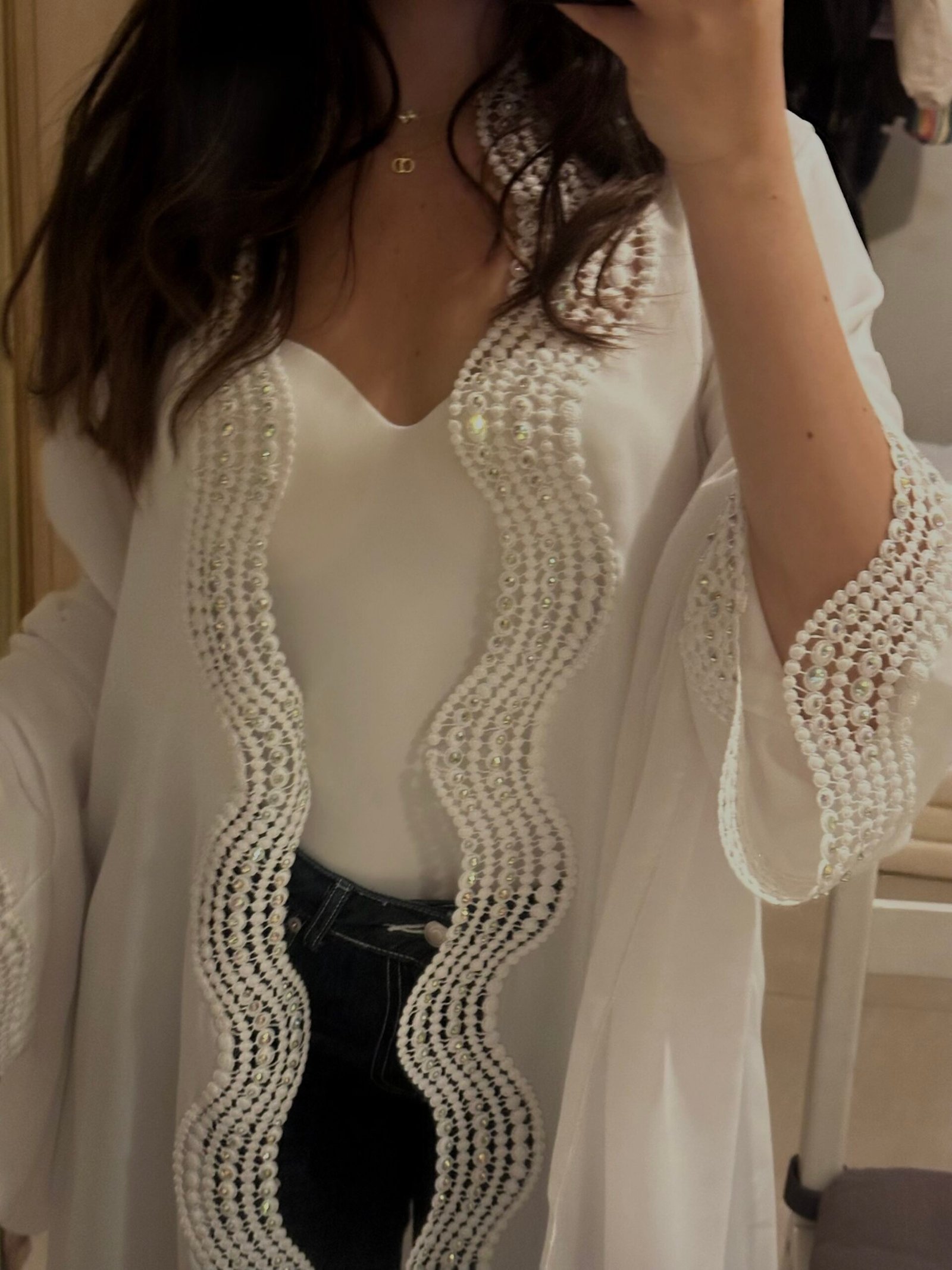 White waves - Image 4